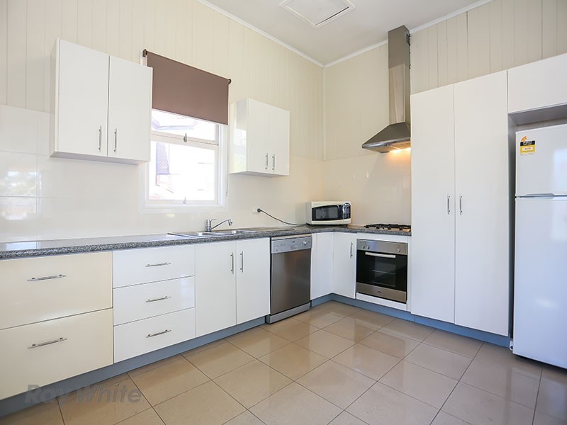 18 Macgregor Street, Wilston QLD 4051