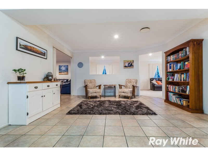 10 Minnelli Place, Mcdowall QLD 4053