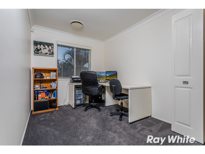 10 Minnelli Place, Mcdowall QLD 4053