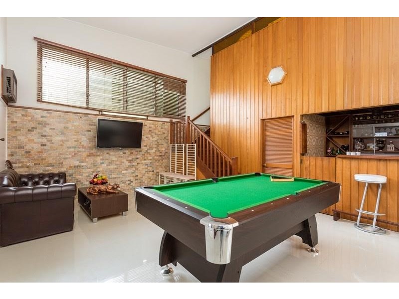 65 Lansdowne Street, Newmarket QLD 4051