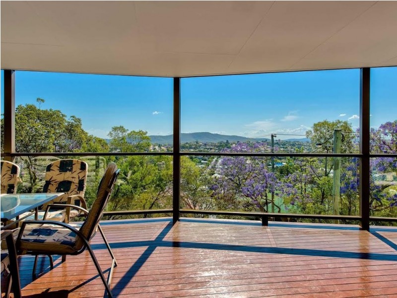 65 Lansdowne Street, Newmarket QLD 4051