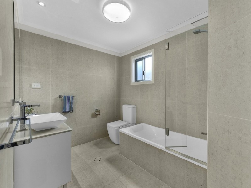 1A Greene Street, Newmarket QLD 4051