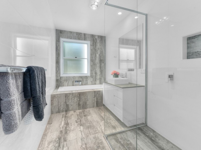 140 MountJoy Terrace, Manly QLD 4179