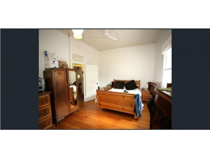 2 Fairleigh Street, Windsor QLD 4030