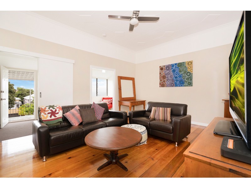 30 Cumberland Street, Windsor QLD 4030