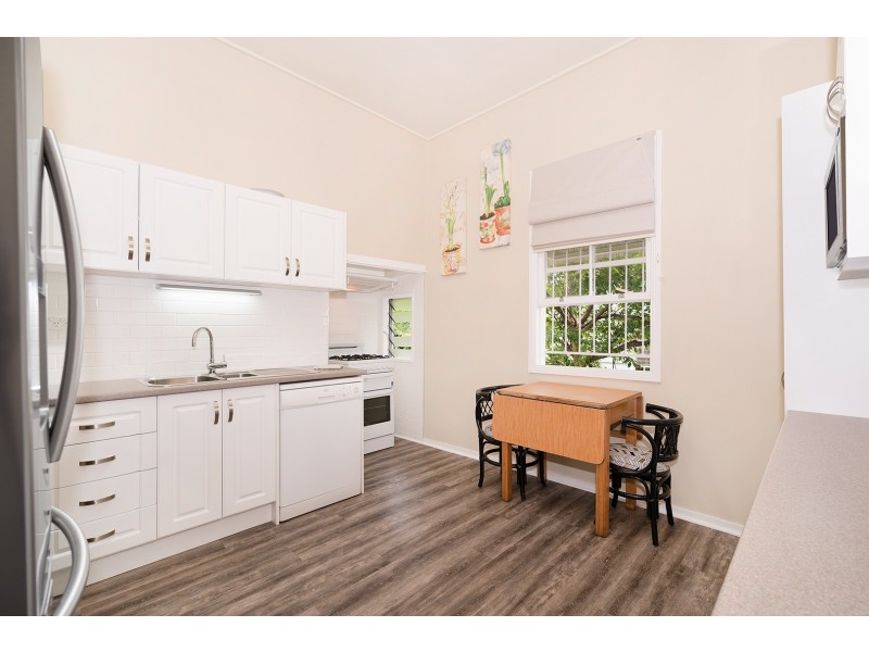 30 Cumberland Street, Windsor QLD 4030