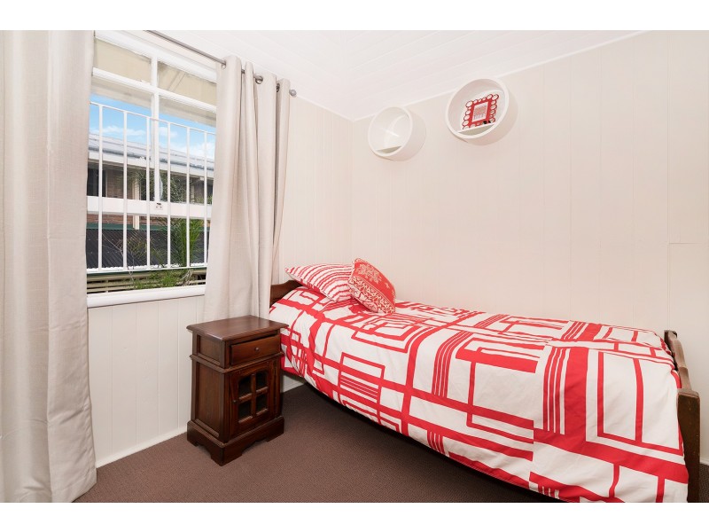 30 Cumberland Street, Windsor QLD 4030