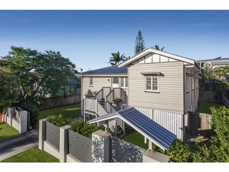 77 Eighth Avenue, Wilston QLD 4051