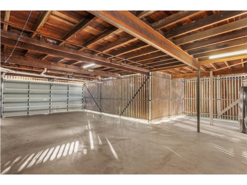 77 Eighth Avenue, Wilston QLD 4051