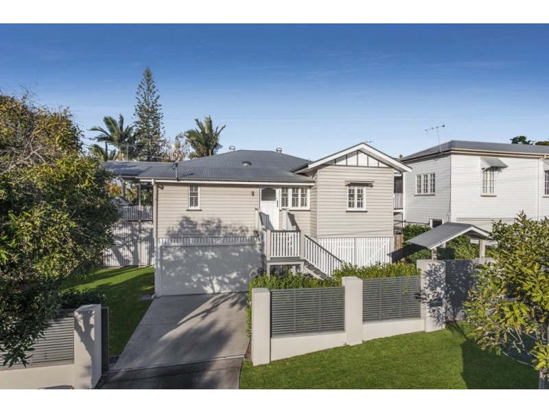 77 Eighth Avenue, Wilston QLD 4051