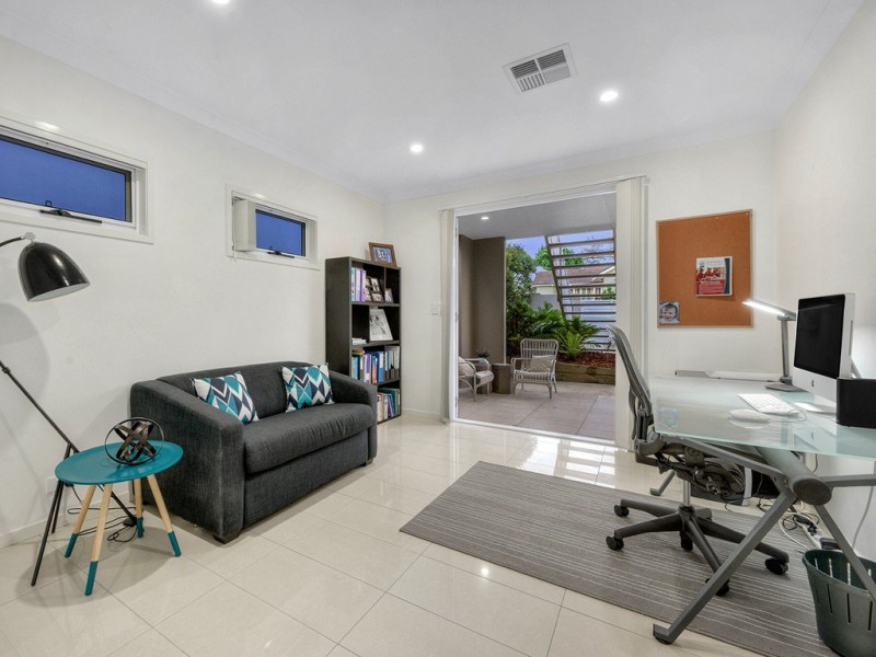 42 Cremorne Road, Kedron QLD 4031