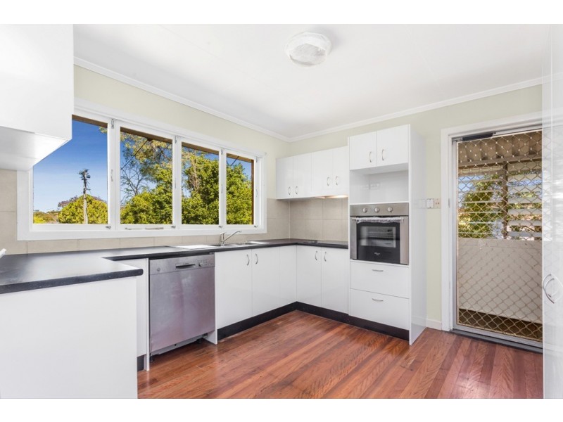 20 Rutherford Street, Stafford Heights QLD 4053