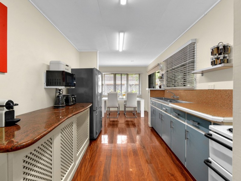 8 Kernel Street, The Gap QLD 4061