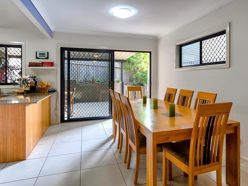 1/15 Curwen Terrace, Chermside QLD 4032