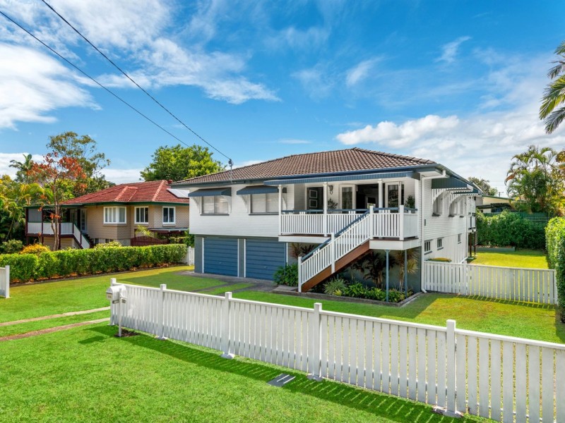 10 Illawarra Street, Everton Hills QLD 4053