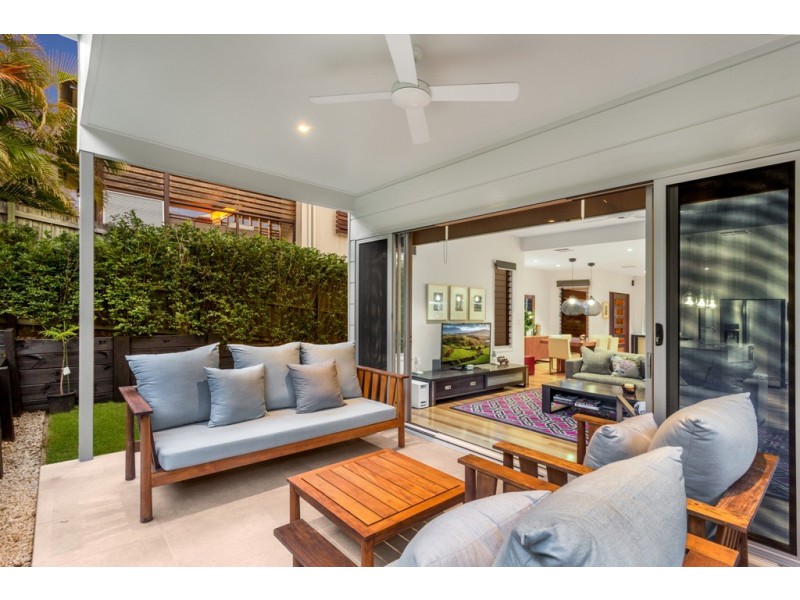 27 Deramore Street, Wavell Heights QLD 4012