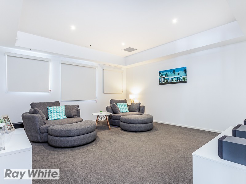 12 Dress Circle Court, Bridgeman Downs QLD 4035