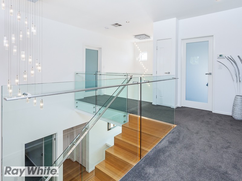 12 Dress Circle Court, Bridgeman Downs QLD 4035