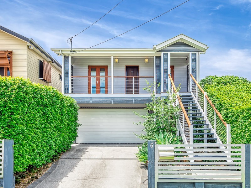 5 Thirteenth Avenue, Kedron QLD 4031