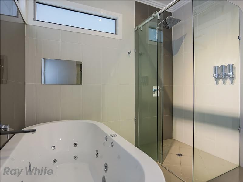 30 Lamont Road, Wilston QLD 4051