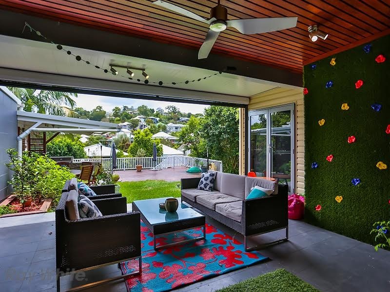 30 Lamont Road, Wilston QLD 4051