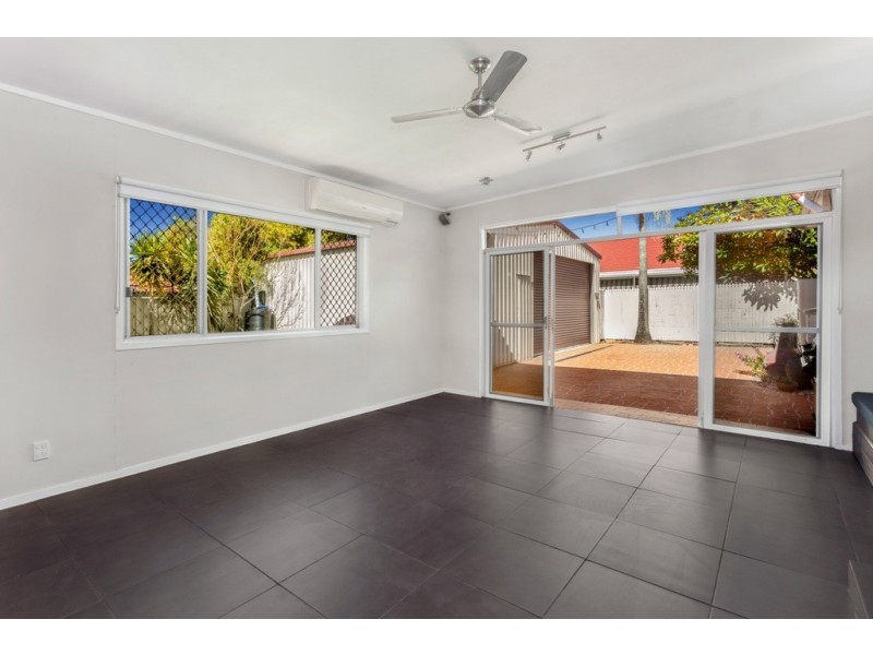 5 Halcyon Street, Wavell Heights QLD 4012