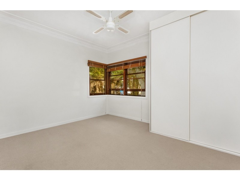 5 Halcyon Street, Wavell Heights QLD 4012