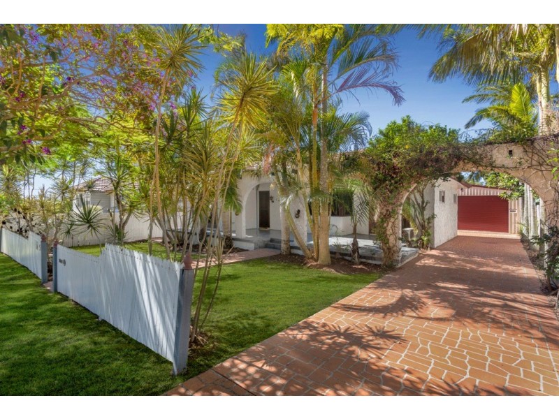 5 Halcyon Street, Wavell Heights QLD 4012