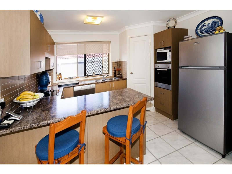 6A Amanda Street, Scarborough QLD 4020