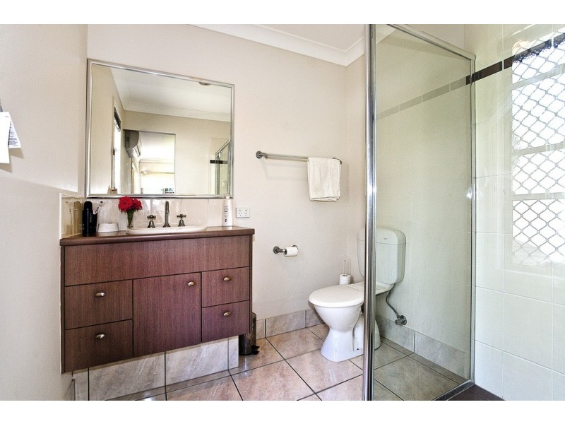 6A Amanda Street, Scarborough QLD 4020