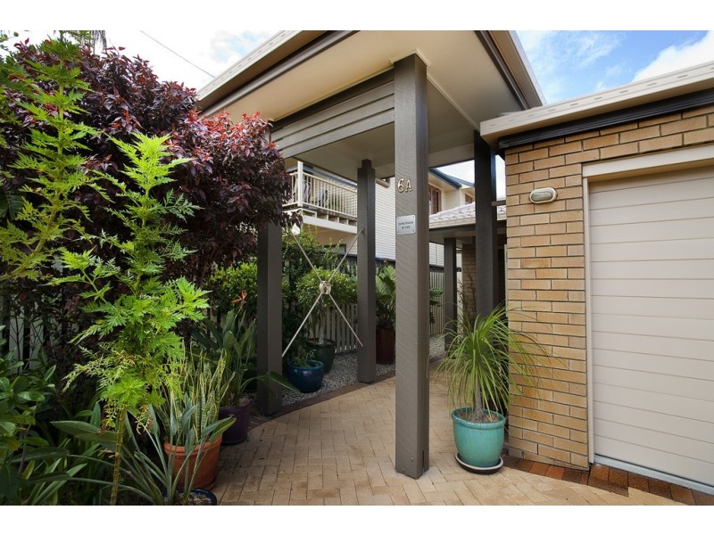 6A Amanda Street, Scarborough QLD 4020