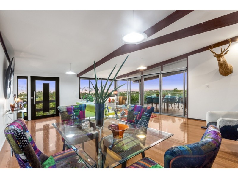 8 Koolewong Street, Stafford Heights QLD 4053