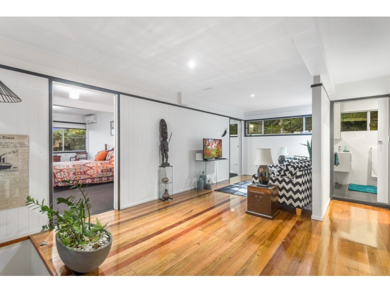 8 Koolewong Street, Stafford Heights QLD 4053