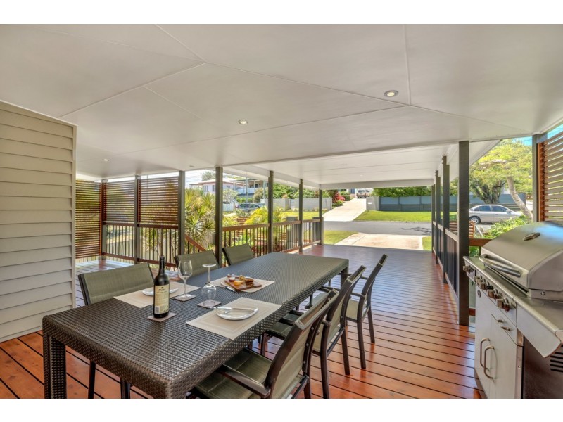 18 Evans Street, Kedron QLD 4031