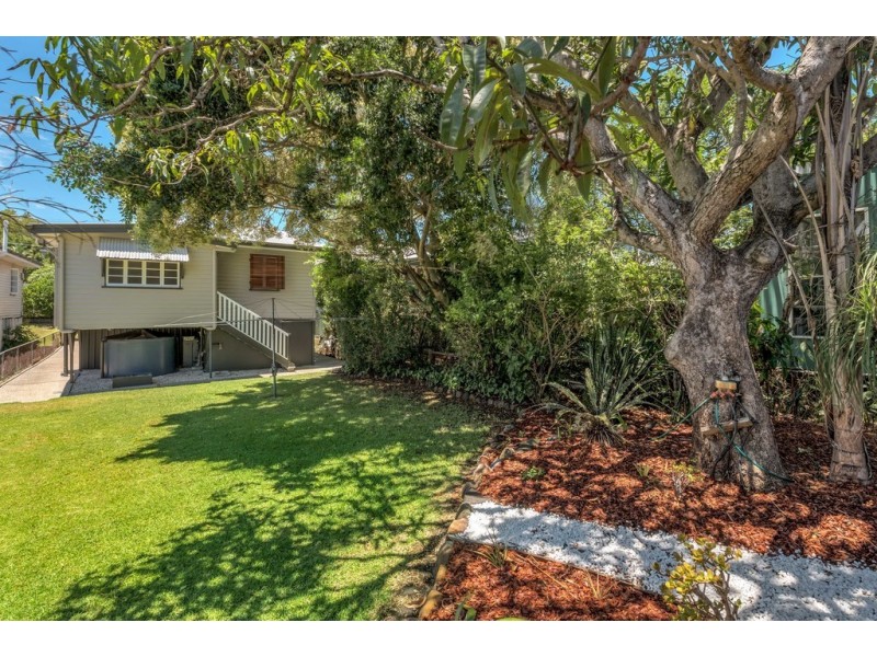 18 Evans Street, Kedron QLD 4031