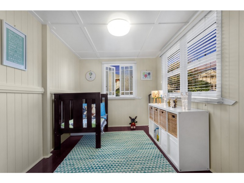 36 Banksia Avenue, Ashgrove QLD 4060