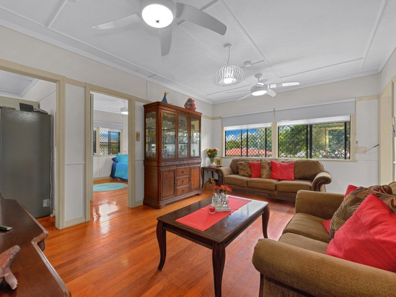 56 Eleventh Avenue, Kedron QLD 4031