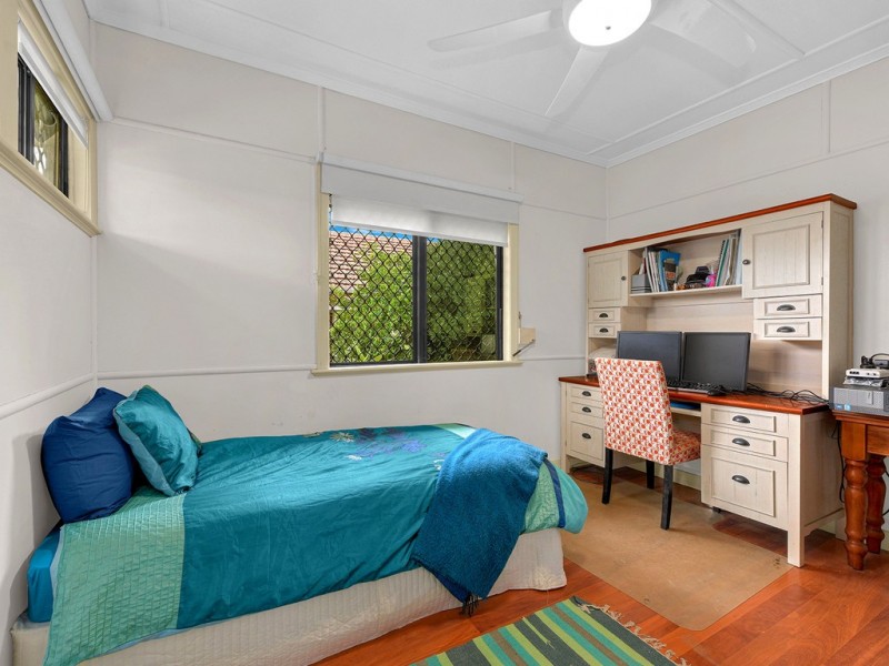 56 Eleventh Avenue, Kedron QLD 4031