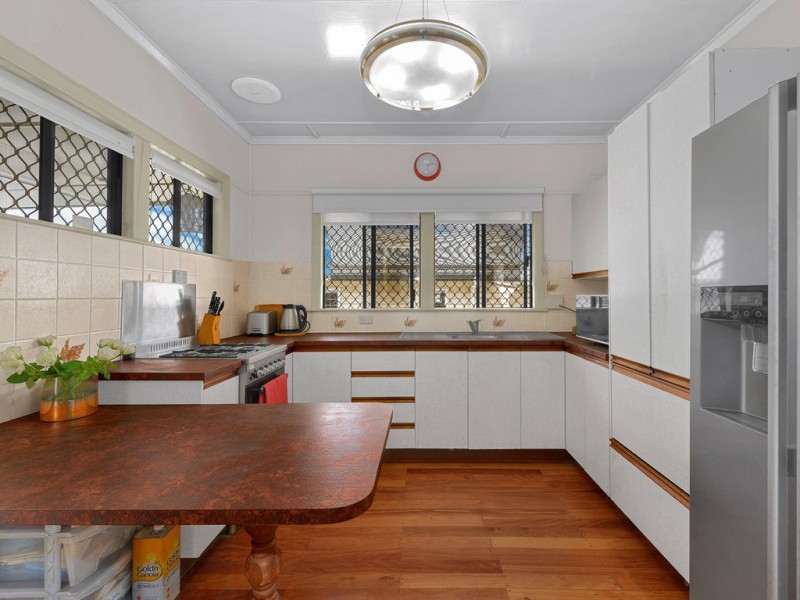 56 Eleventh Avenue, Kedron QLD 4031