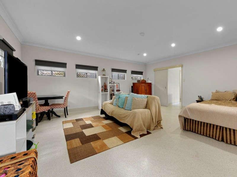 56 Eleventh Avenue, Kedron QLD 4031