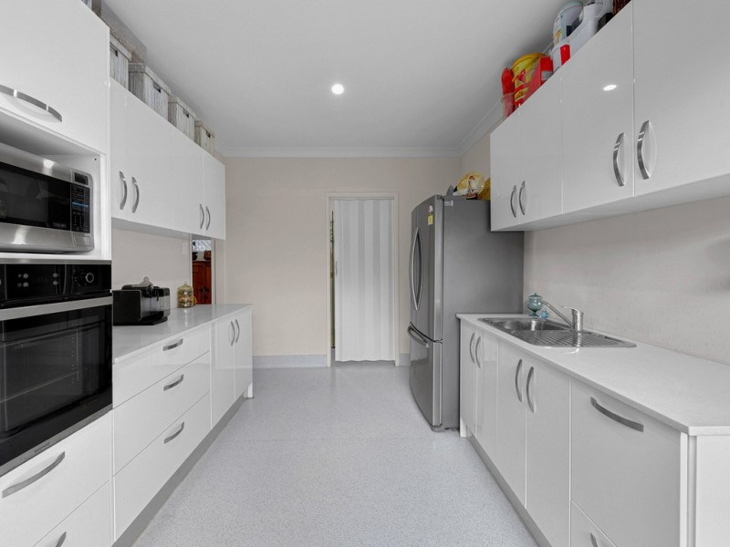 56 Eleventh Avenue, Kedron QLD 4031