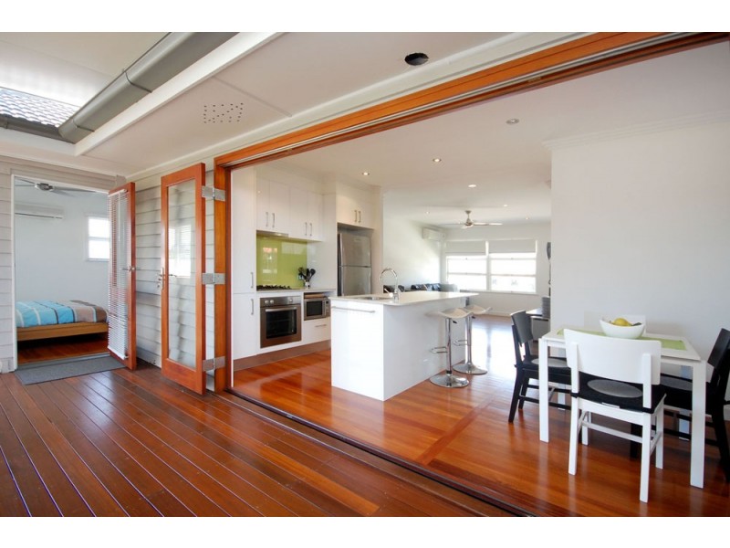 19 Basnett Street, Chermside West QLD 4032