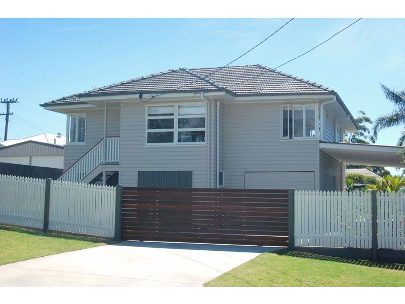 19 Basnett Street, Chermside West QLD 4032