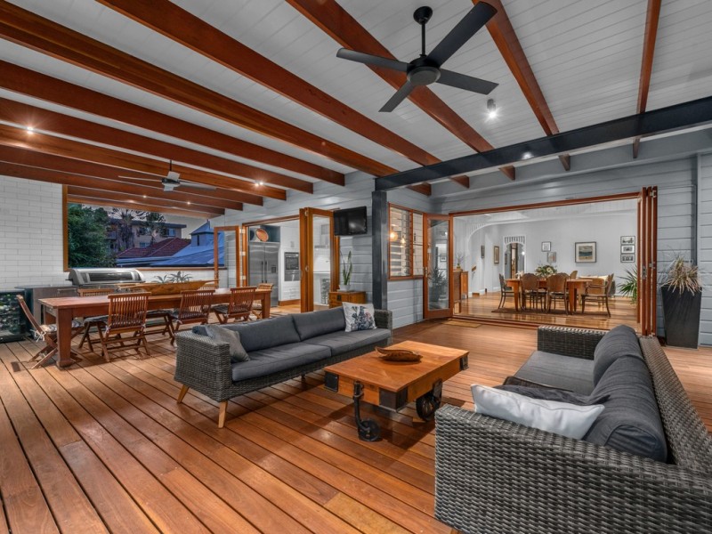 5 Bells Lane, Wooloowin QLD 4030