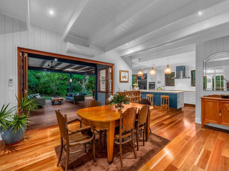5 Bells Lane, Wooloowin QLD 4030