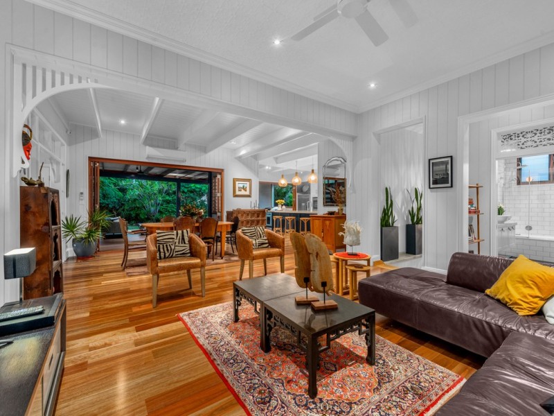 5 Bells Lane, Wooloowin QLD 4030