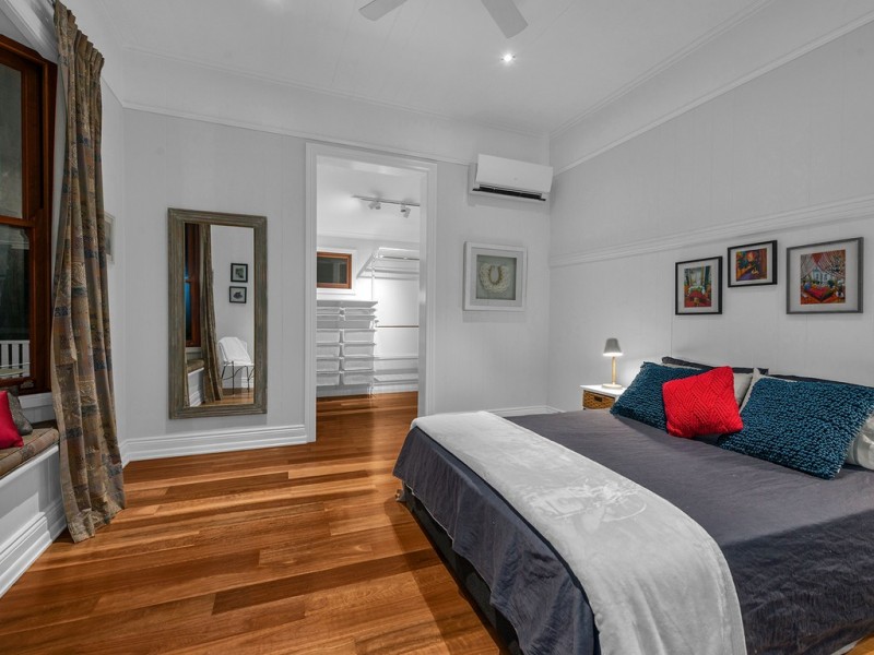 5 Bells Lane, Wooloowin QLD 4030