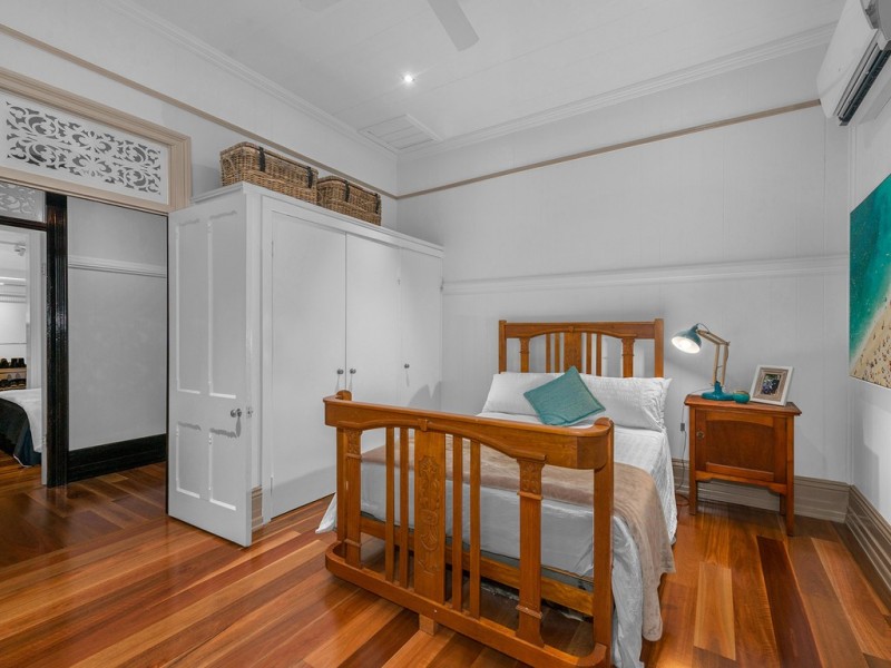 5 Bells Lane, Wooloowin QLD 4030
