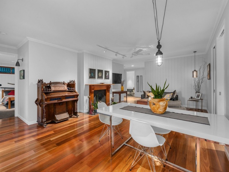 5 Bells Lane, Wooloowin QLD 4030