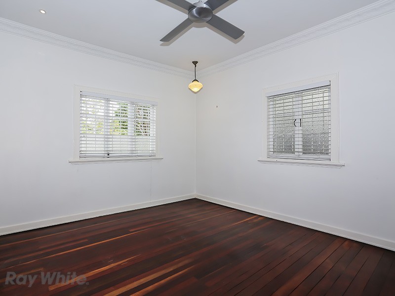 24 Brook Street, Windsor QLD 4030